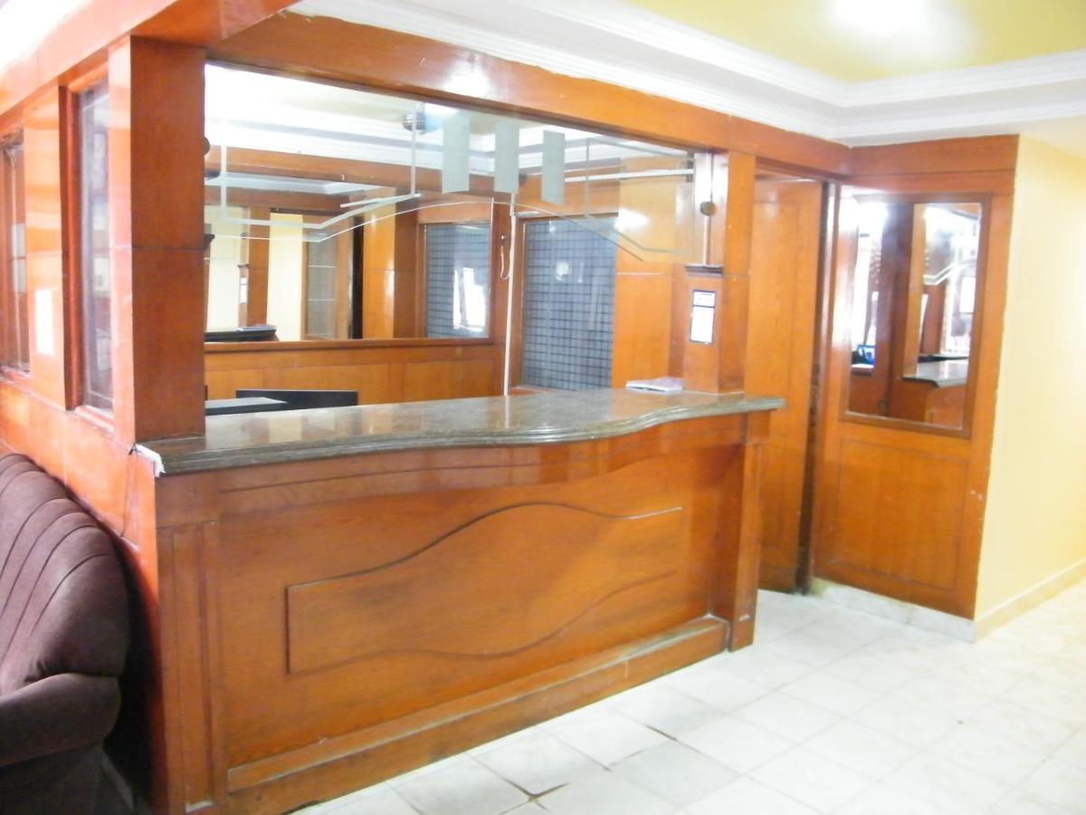 The White House Residency Hotel Chennai Bagian luar foto